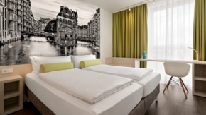 GSH Super 8 by Wyndham Hamburg Mitte Foto GSH